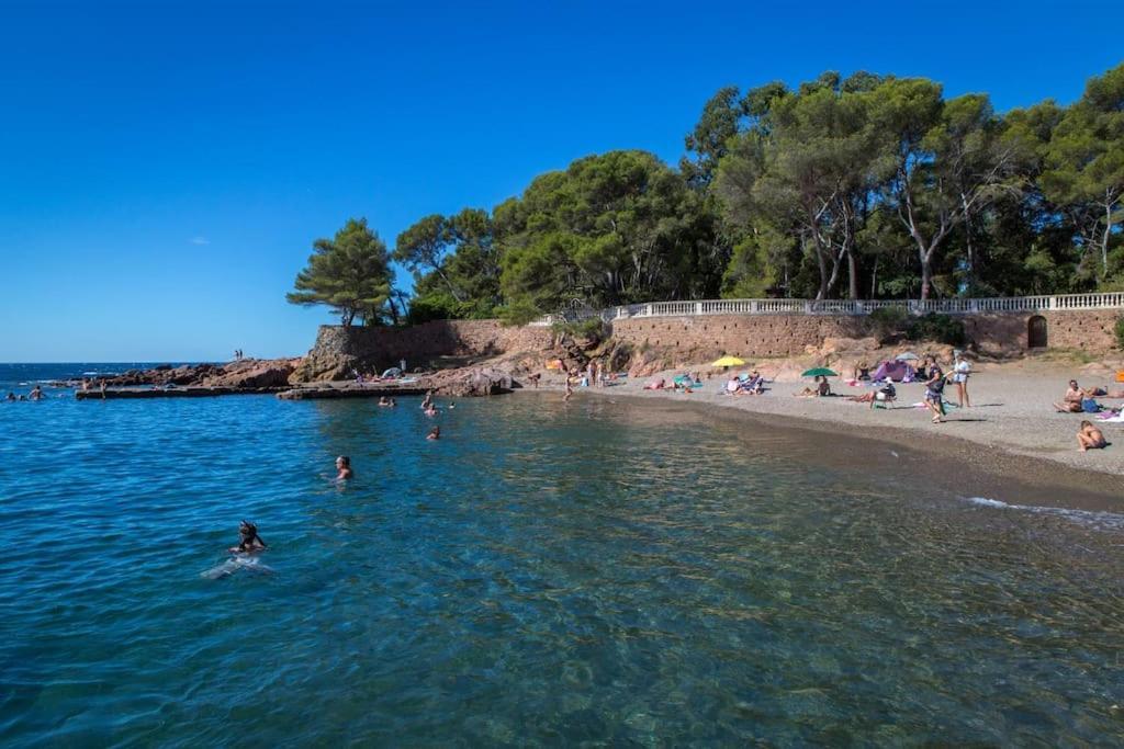 Studio Bord De Mer Boulouris A Saint Raphael Buitenkant foto