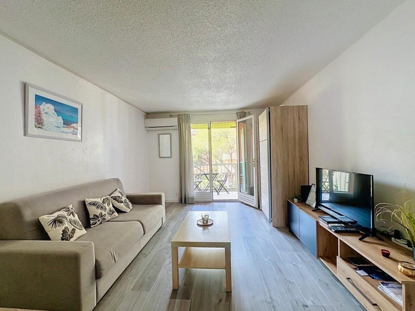 Studio Bord De Mer Boulouris A Saint Raphael Buitenkant foto
